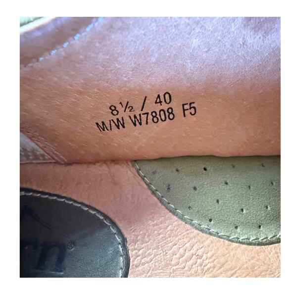 Womens vintage Born green leather sneaker - leather laces - W7808 - size 8.5 - Picture 10 of 11